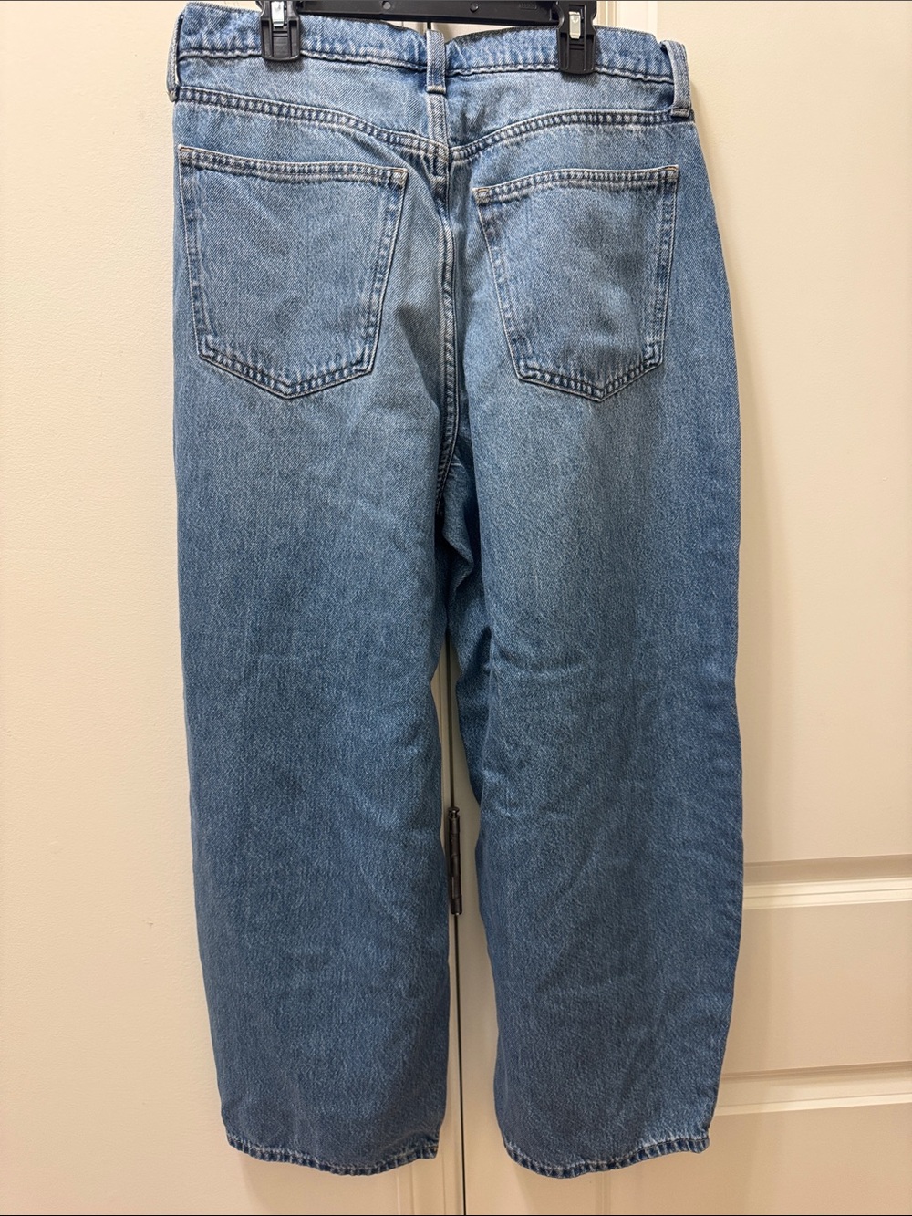 Universal Threads women  High Rise Easy Barrel jeans - Picture 5 of 6